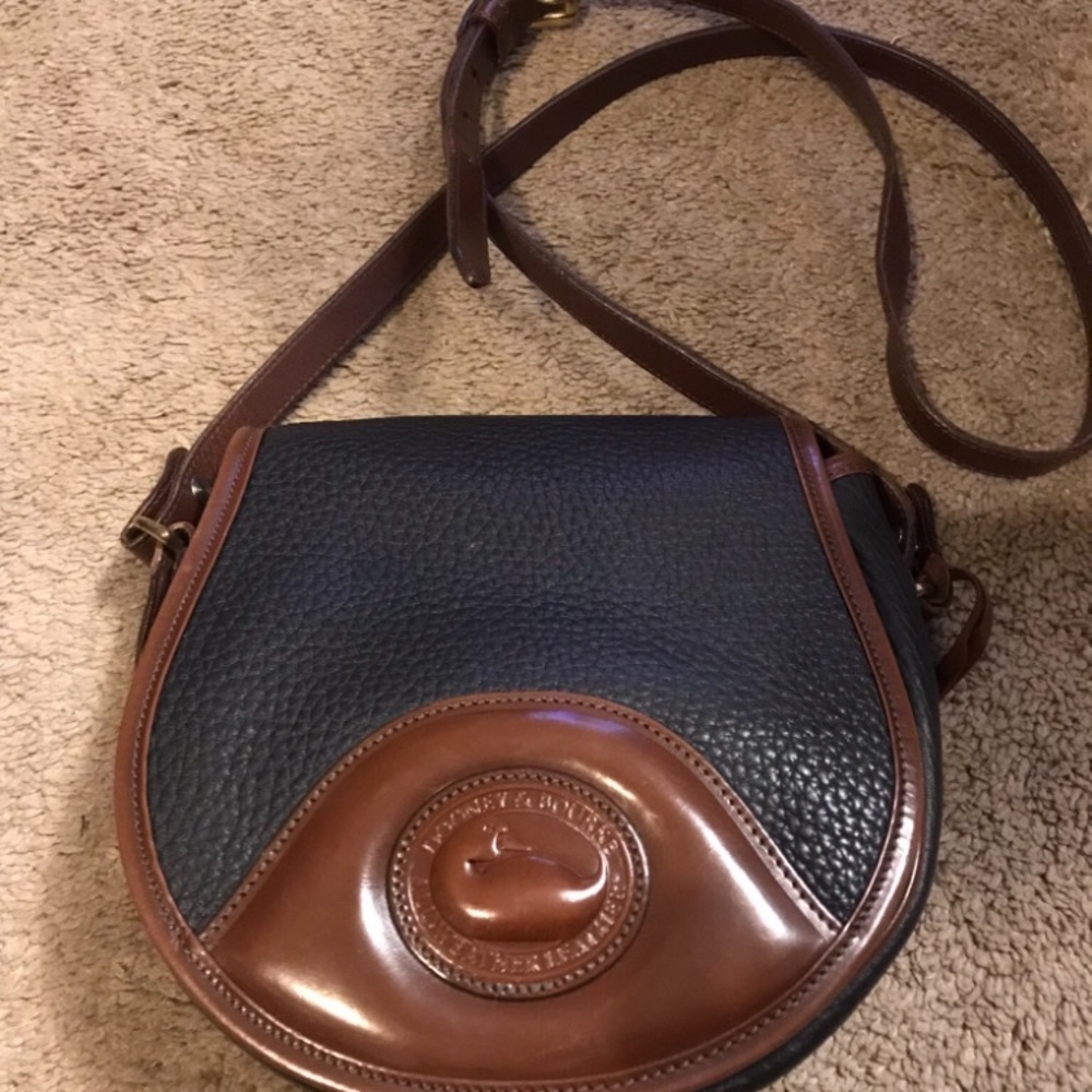 Vintage small Dooney&Bourke all weather crossbody